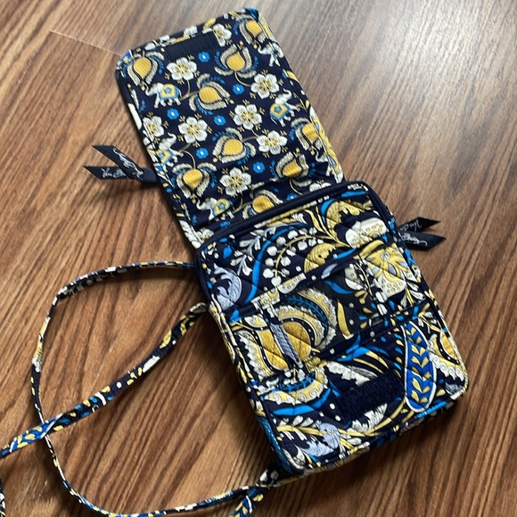 Vera Bradley Crossbody Tablet Notebook Bag Ellie Blue Retired Rare - Picture 3 of 4